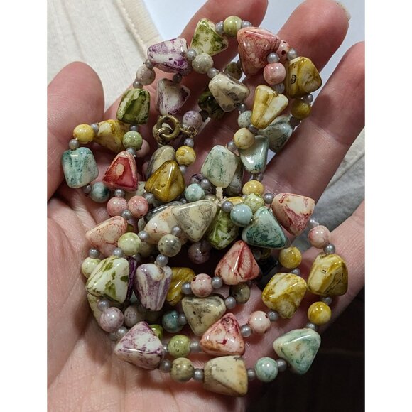 Vintage 20s Art Deco Pastel Rainbow Marbled Lucite Beaded Necklace - Picture 3 of 4